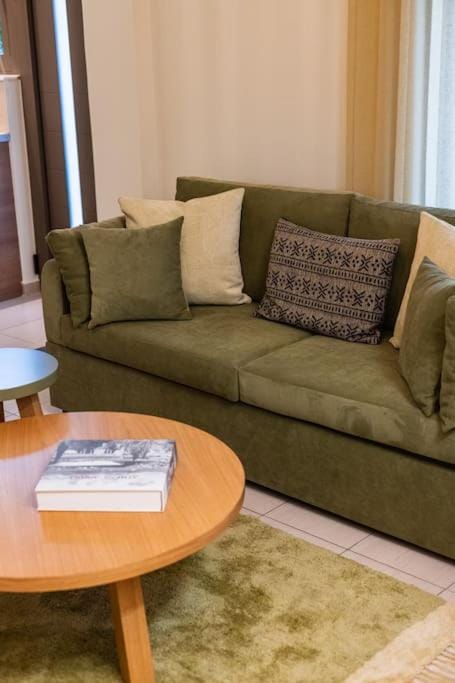 AlMar- Διαμέρισμα στο κέντρο της Ηλιούπολης Apartment in South Athens