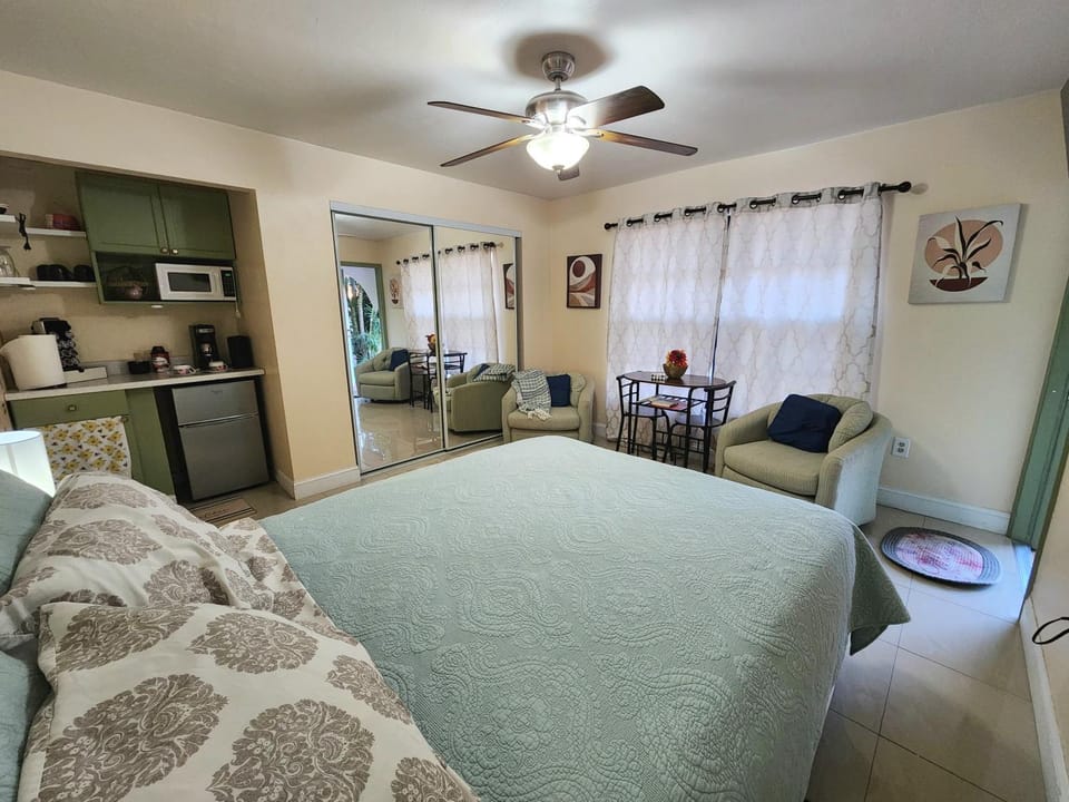 The Green Door Bungalow Vacation rental in Collier County