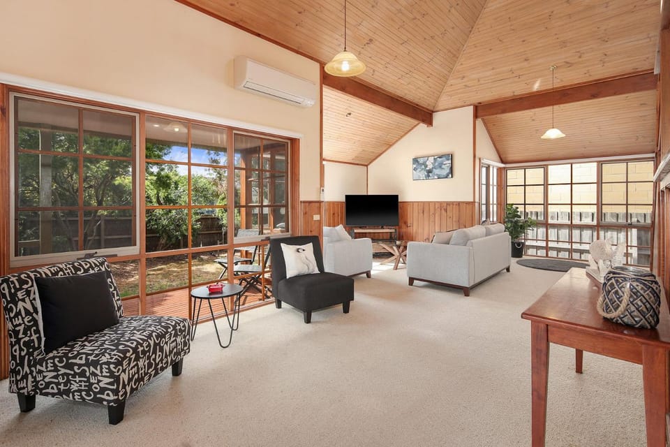 Ripple Retreat House in Inverloch