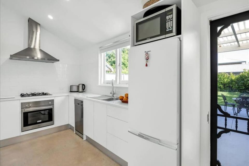 Emilias' Place - Mile End City Fringe House in Adelaide