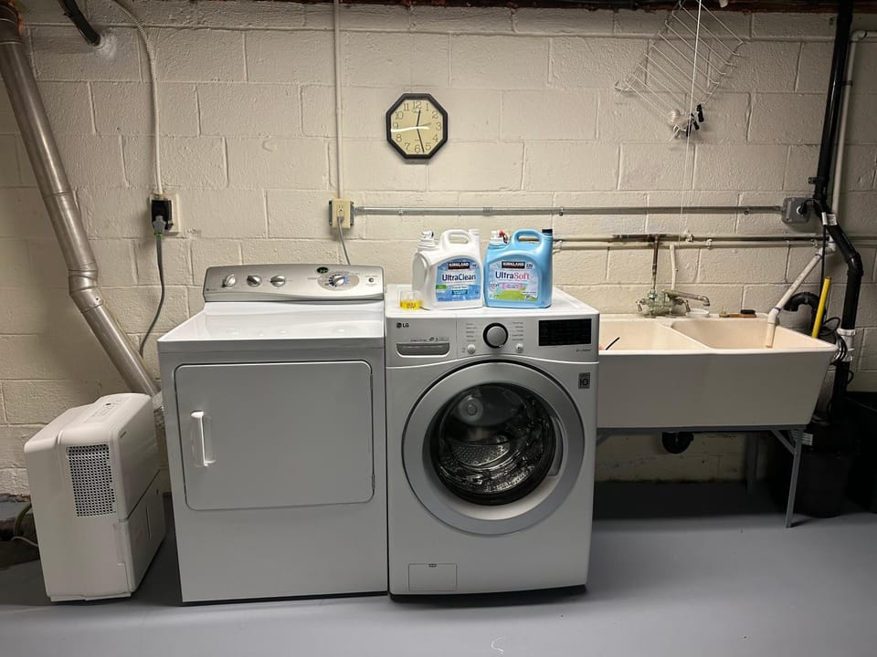 M2 Comfortable Room near Rutgers U, hospitals Vacation rental in New Brunswick