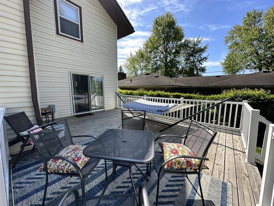 Patio, Balcony/Terrace