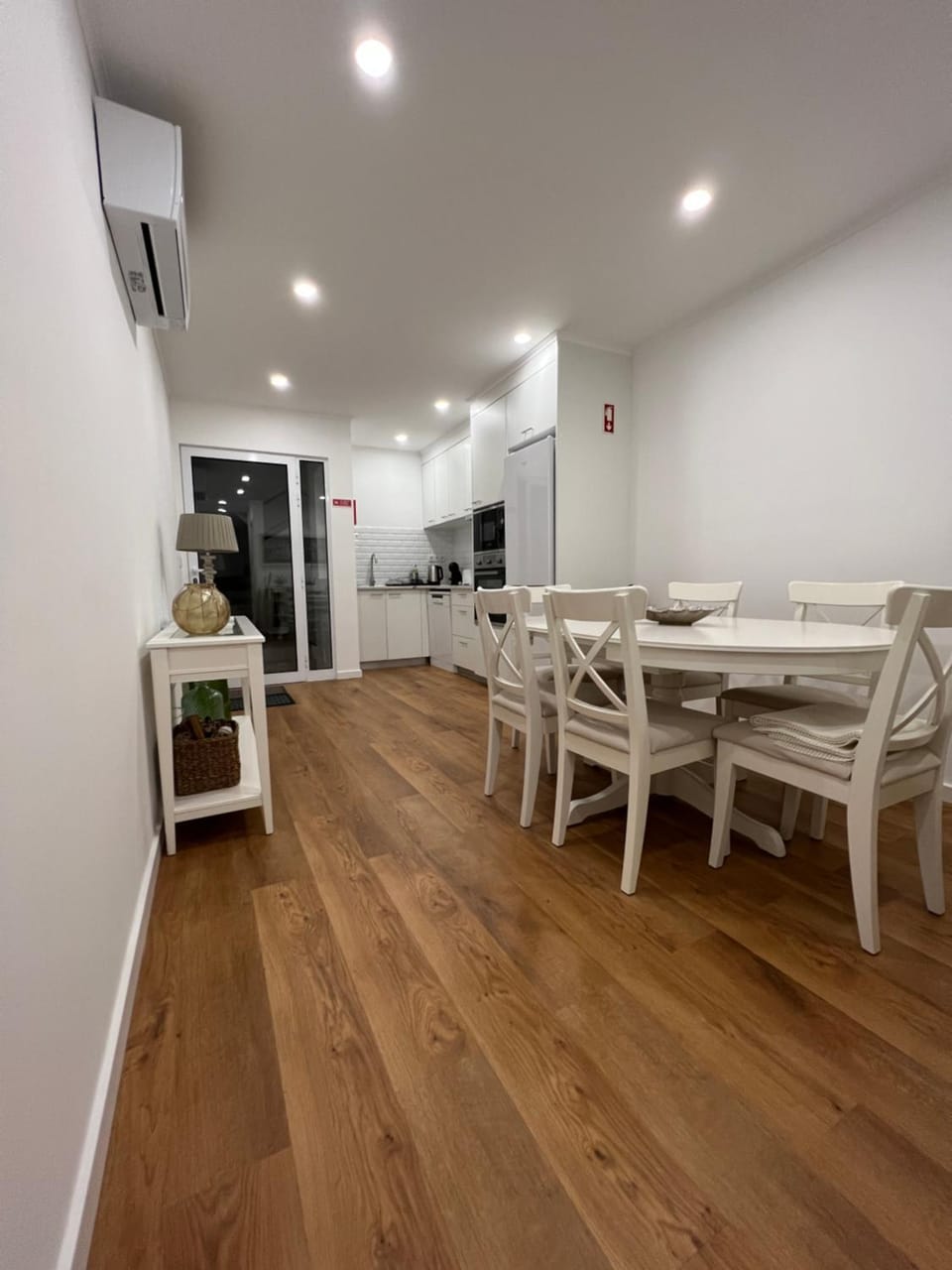 Dining area, kitchen, air conditioner