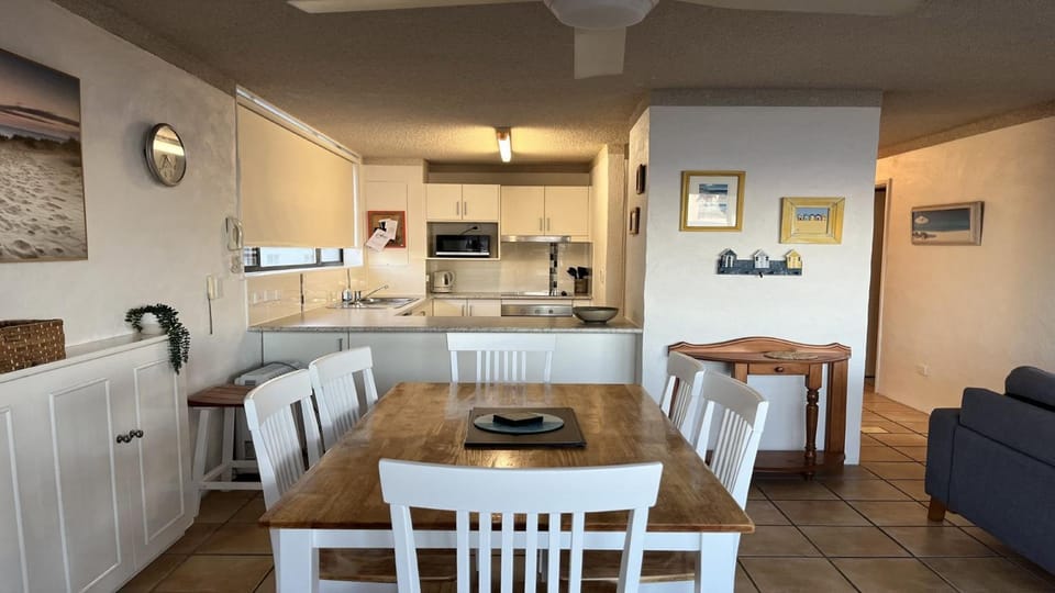 Oceanic #7 - Great Location With Ocean Views Apartment in Kings Beach