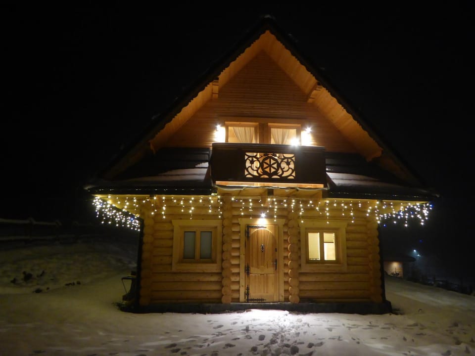 Property building, Night