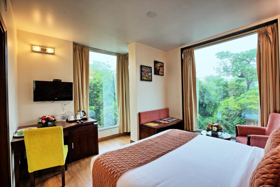 Bed, View (from property/room), Bedroom