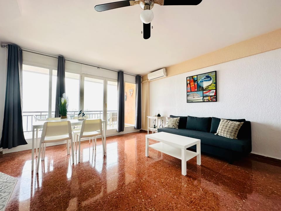 Home Nautic Salou Apartment in Salou