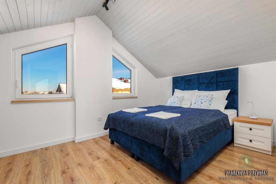 Bed, Bedroom, Garden view, Sports, Entertainment, internet, air conditioner