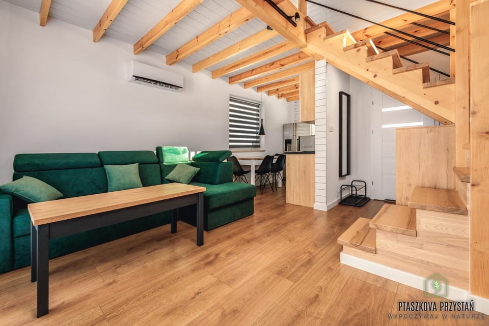 Living room, Parking, sunbed, sunbed, air conditioner, air conditioner