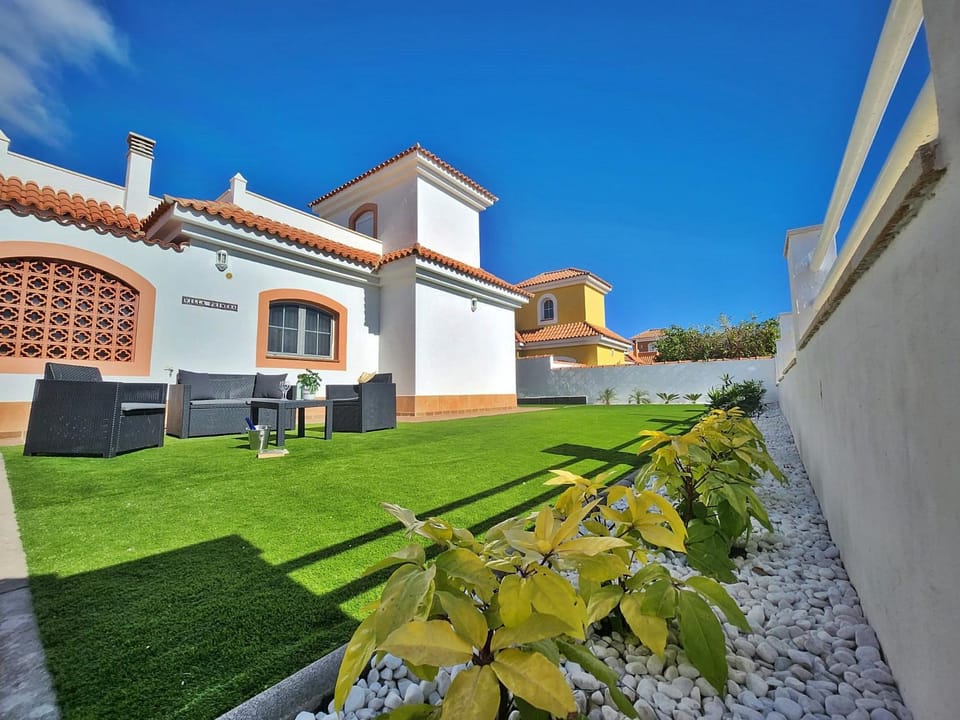 PRIMERA LUXURY HOUSE Villa in Maxorata