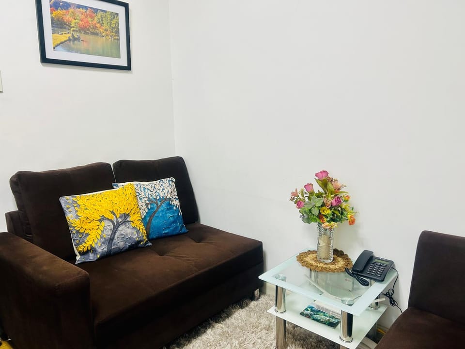 1BR Homy Furnished Unit Grace Residences Taguig Apartment in Makati