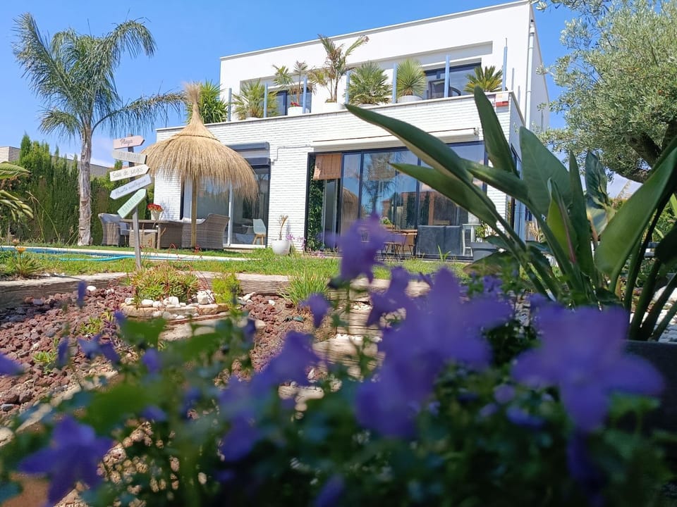 Villa lujosa con spa, piscina y sala de juegos PRIVADOS Villa in Miami Platja
