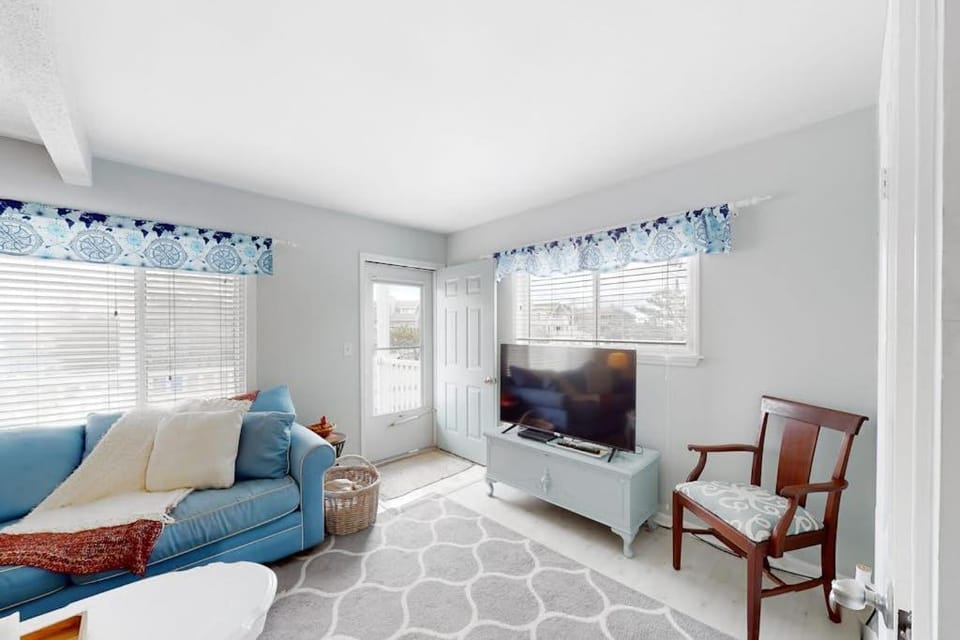 Dewey Villas --- 24 Dickinson Ave, Unit #8B House in Dewey Beach