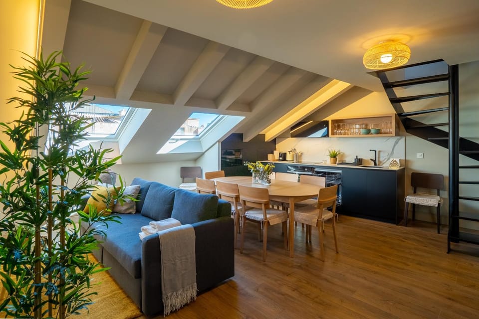 Kitchen or kitchenette, Living room, Dining area