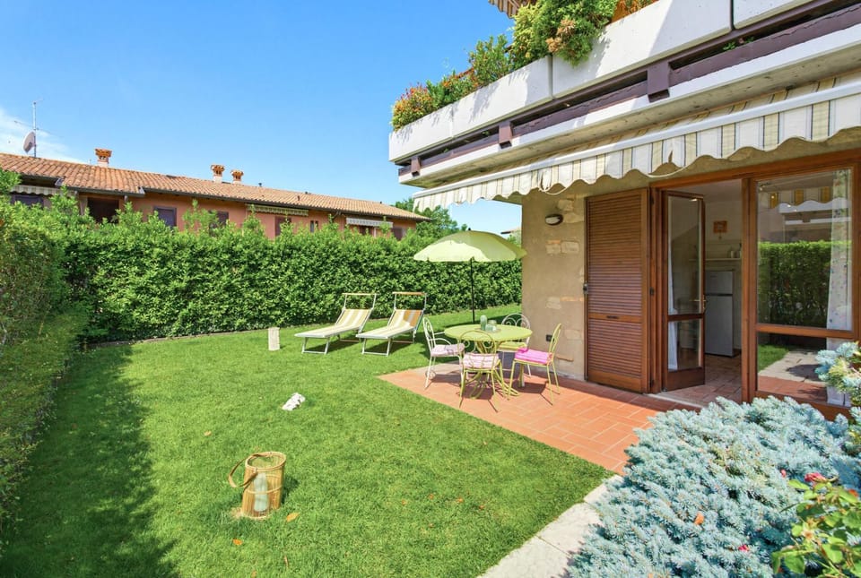 APARTMENT IRIS - Regarda Travel Apartment in Lazise