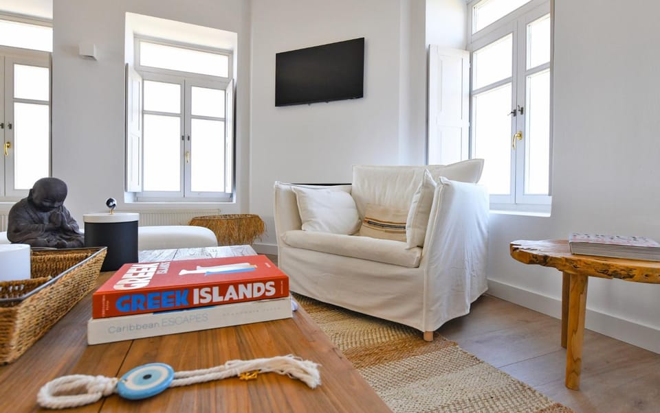 TV and multimedia, Living room, Seating area