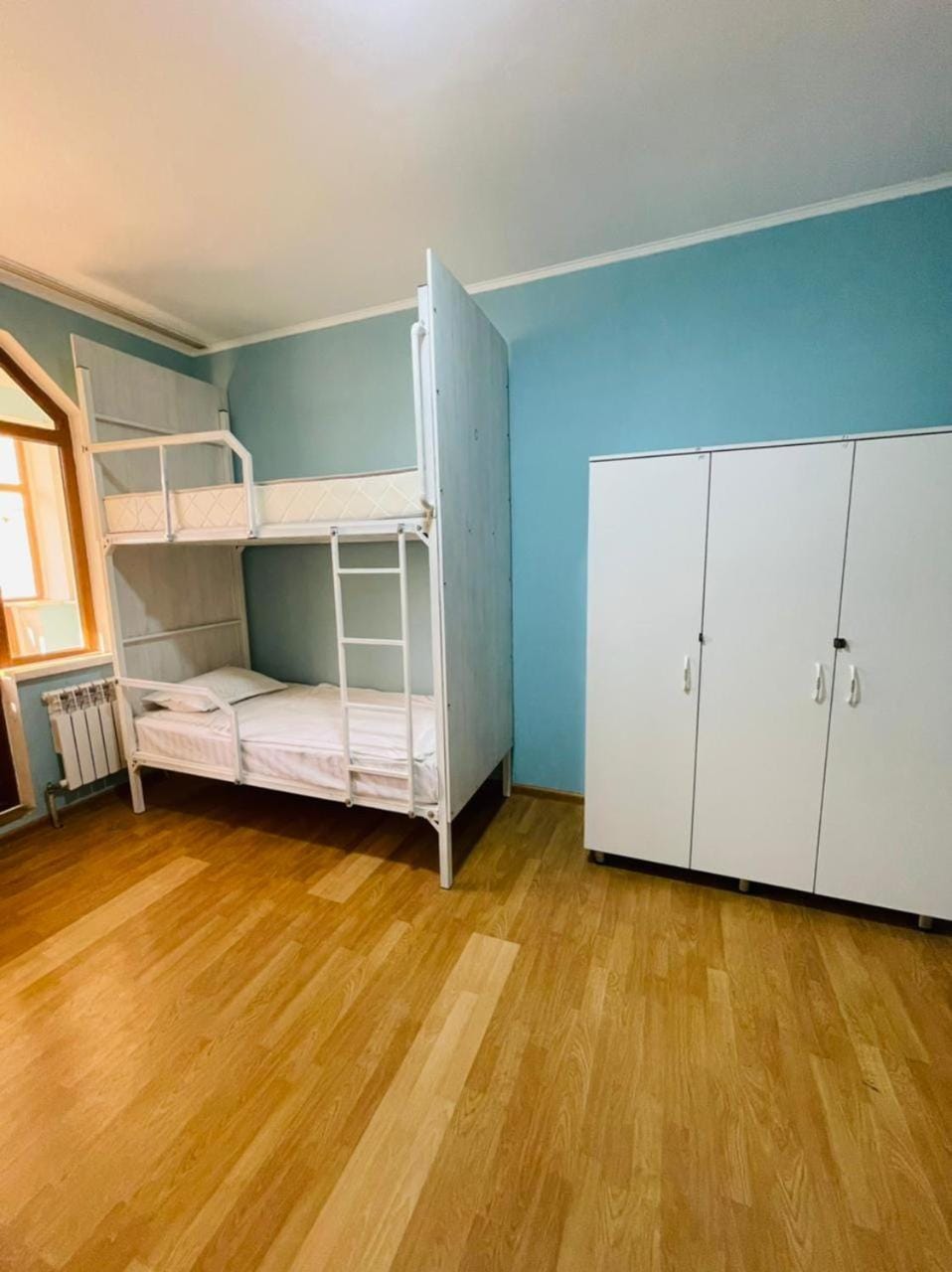 Bed, Bedroom, bunk bed, wardrobe
