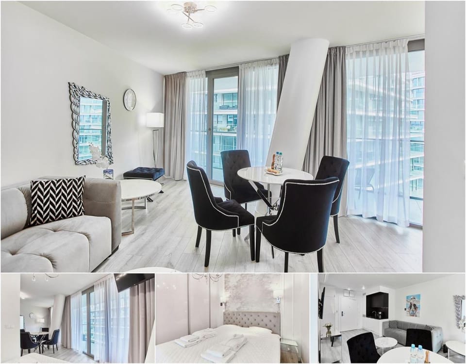 Photo of the whole room, Seating area