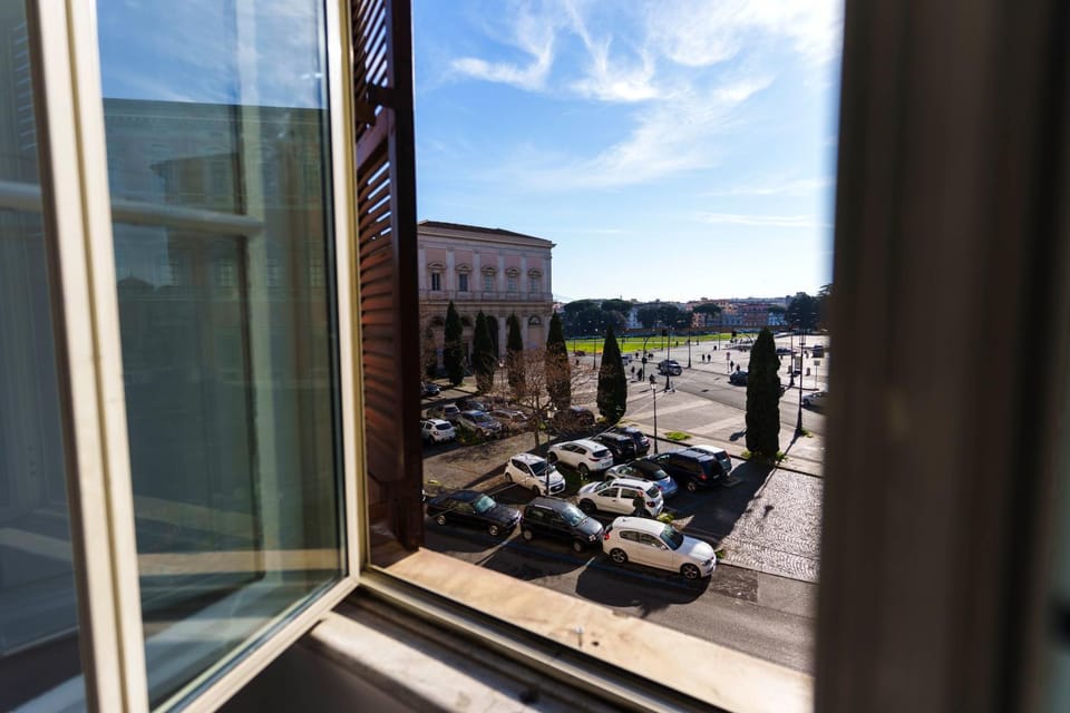 View (from property/room), City view, Parking