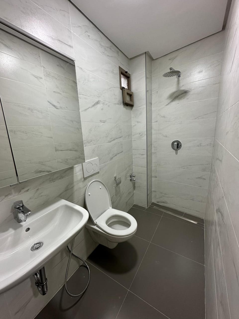 Shower, Bath