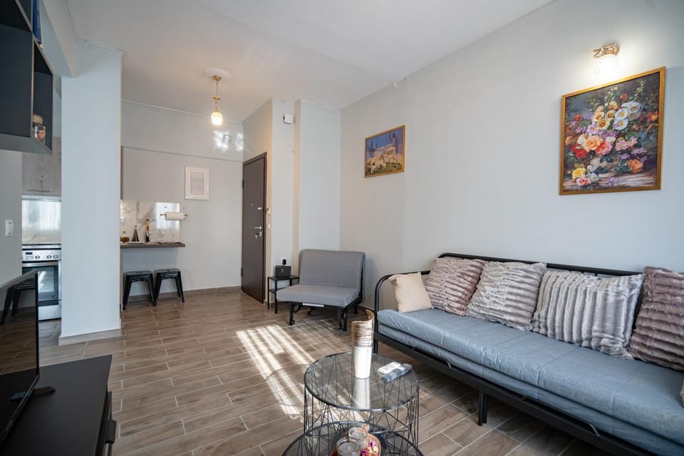 Kitchen or kitchenette, Living room, Dining area