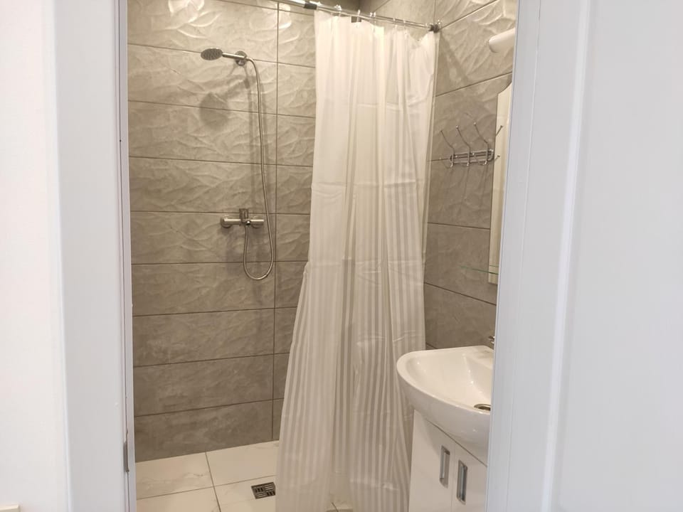 Shower, Bathroom, Bath