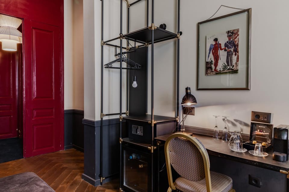 Living room, wardrobe