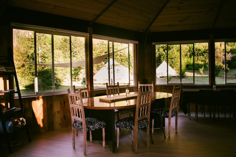 Amanecer Glamping Luxury tent in Los Ríos, Chile