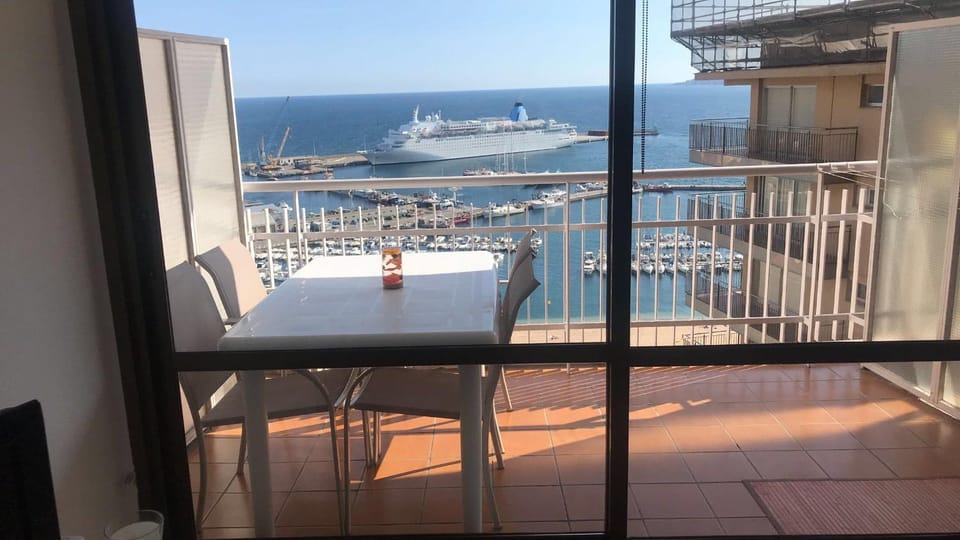 View (from property/room), Balcony/Terrace, Sea view