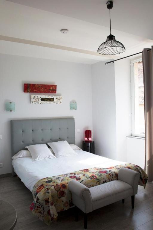 L'auberge de l'abbaye Bed and Breakfast in French Basque Country