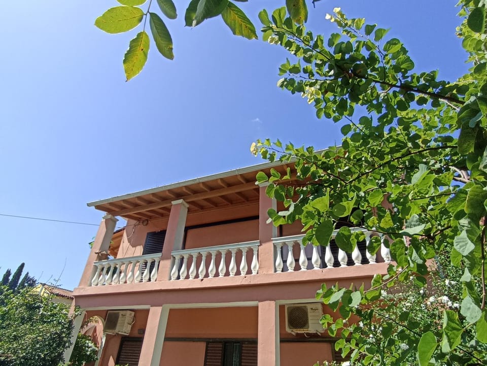 Property building, Balcony/Terrace