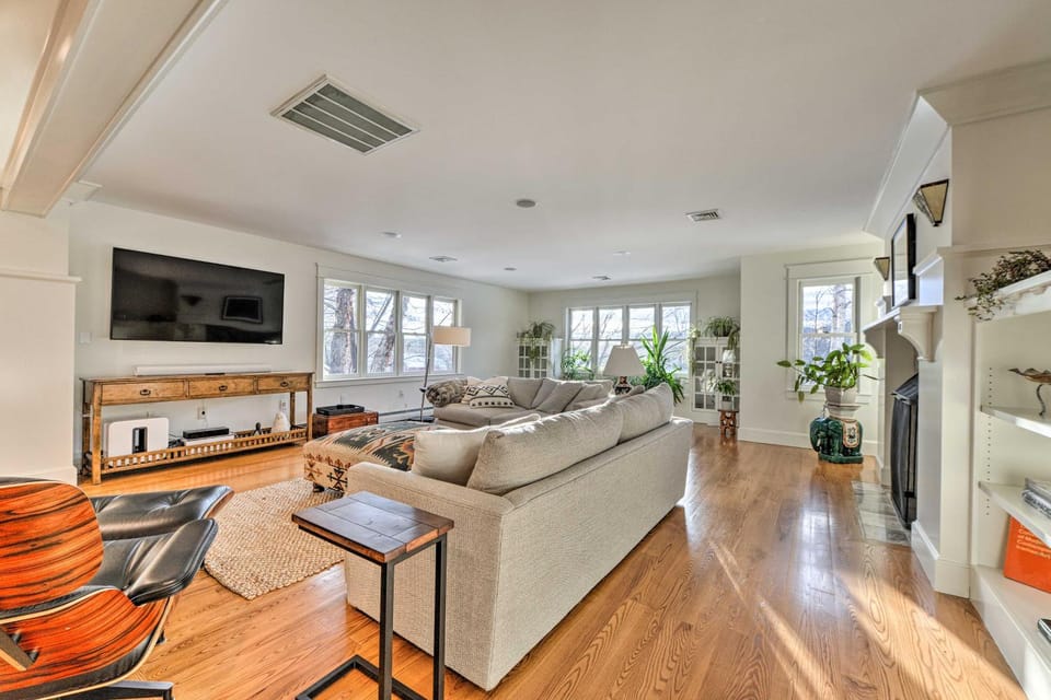 Keene Villa Near Skiing, Swimming & Hiking! Villa in Keene