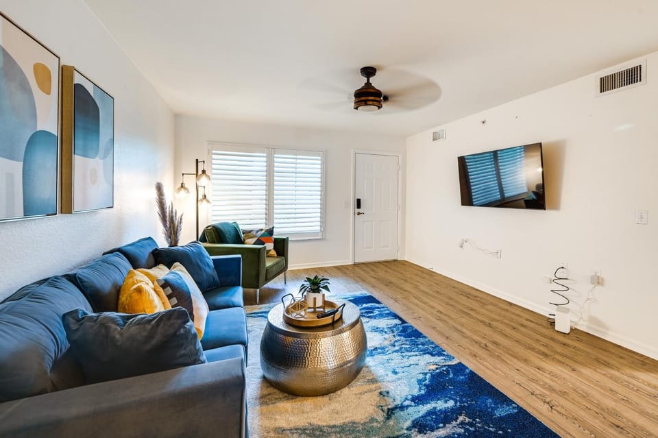 6 Mi to Beach: Naples Condo w/ Pool & Hot Tub House in North Naples