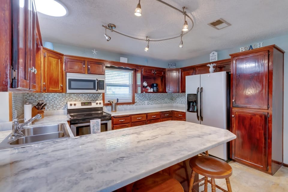 Serene Pensacola Vacation Rental w/ Gas Grill House in Perdido Key