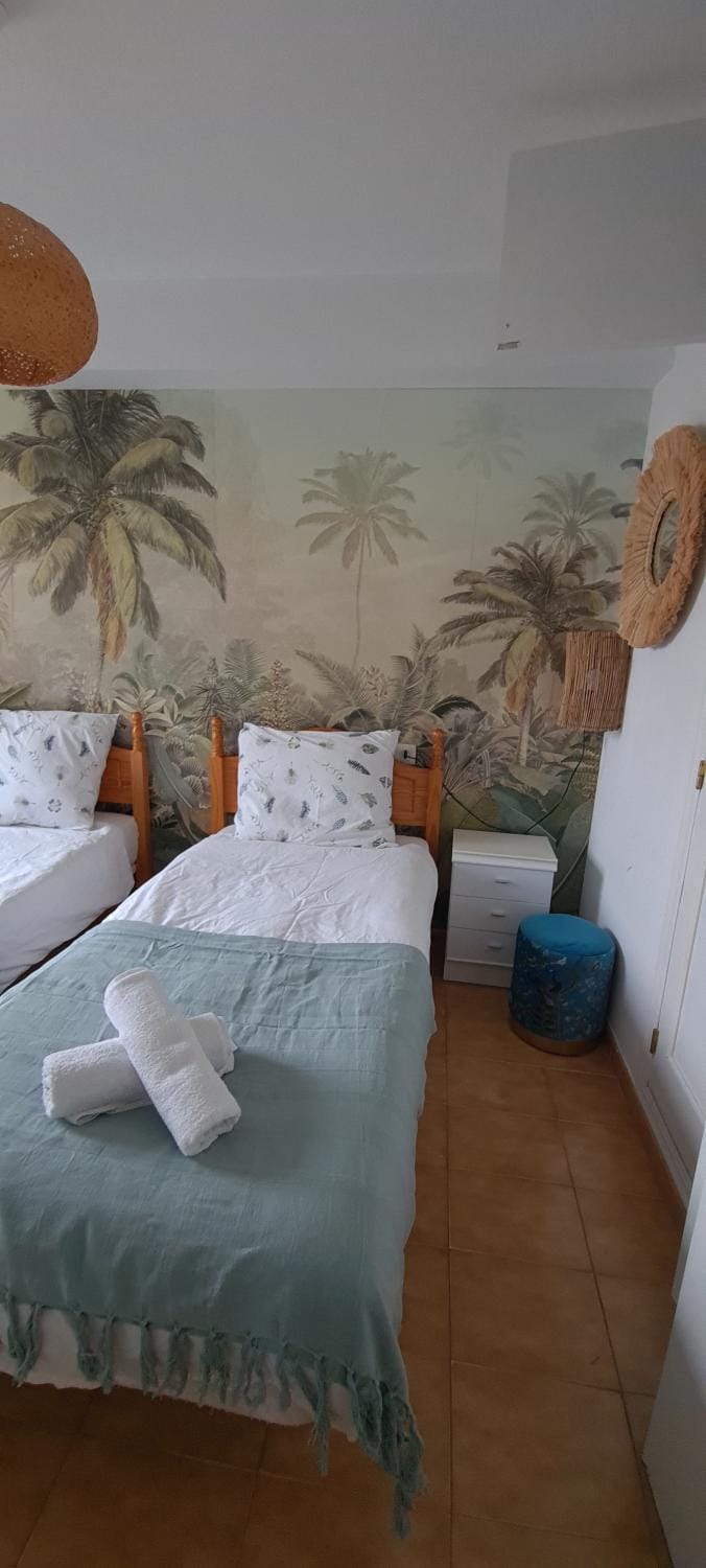 Bed, Bedroom, Sea view, towels, air conditioner