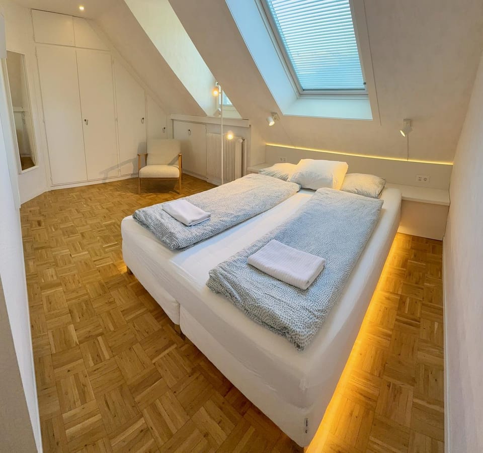 Bed, Bedroom, wardrobe