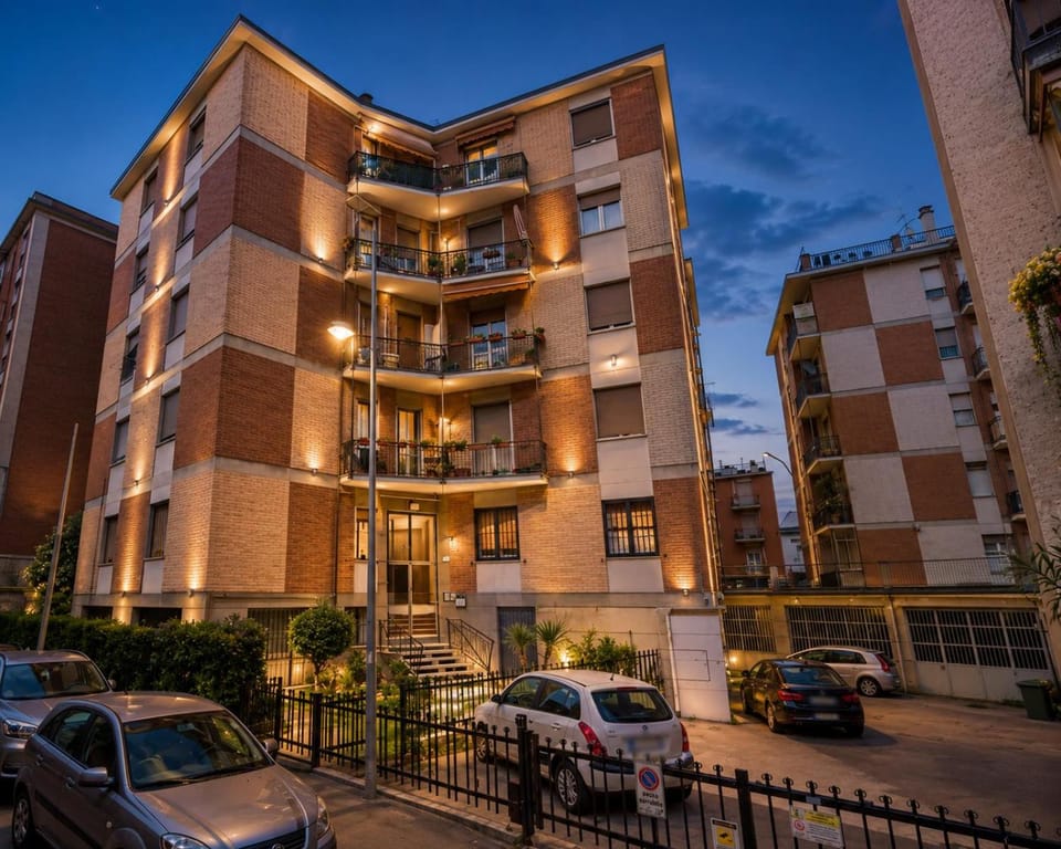 Property building, Neighbourhood, Street view, Location, Parking