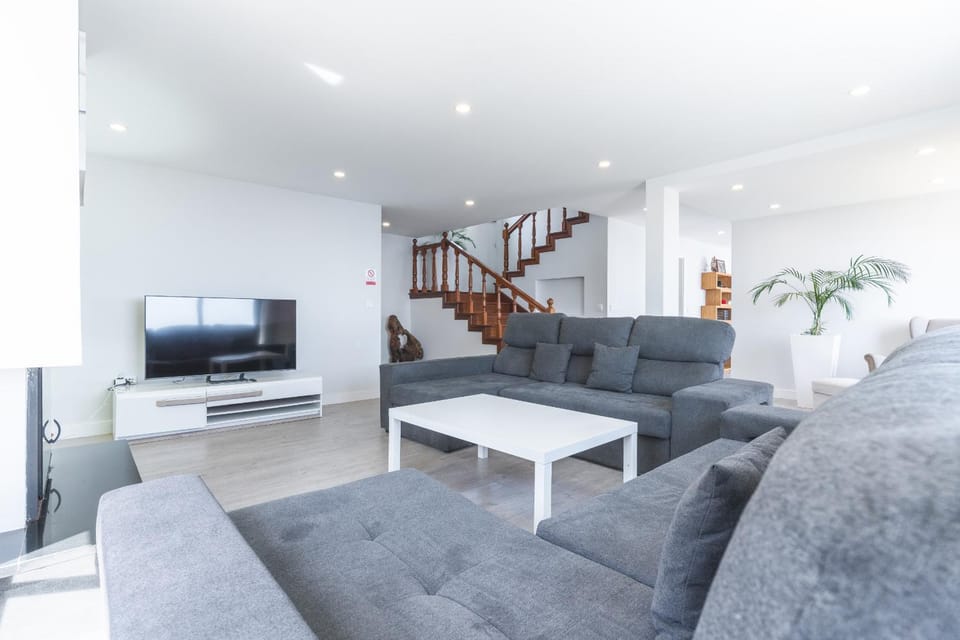 Communal lounge/ TV room, Living room
