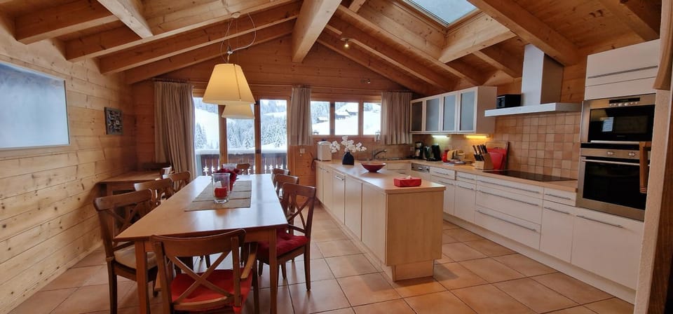 Kitchen or kitchenette, Food and drinks, Seating area, Dining area, minibar, pet friendly, stove