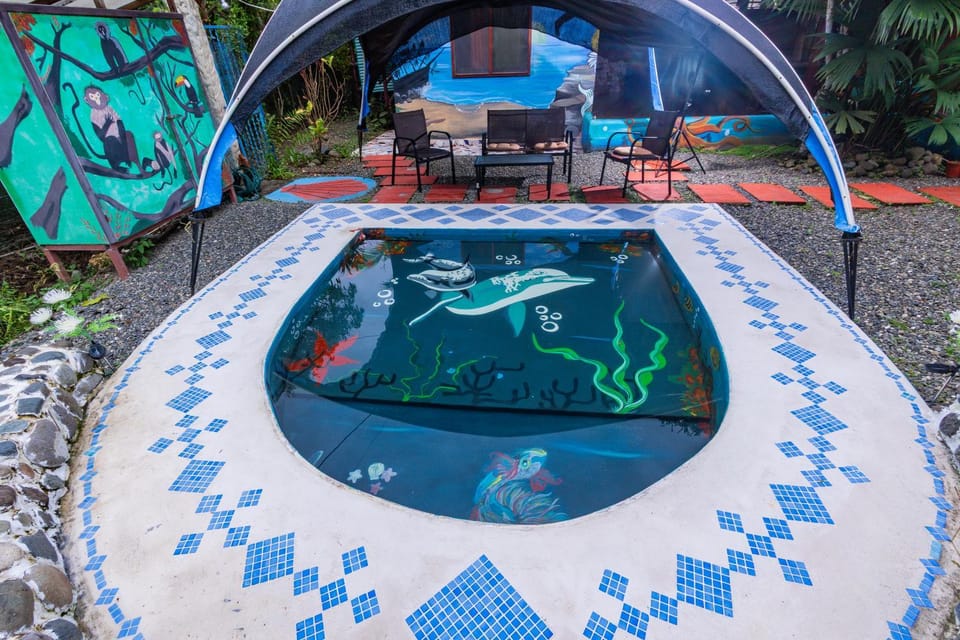 Pirate and Mermaid Beach House Apartment in Panama
