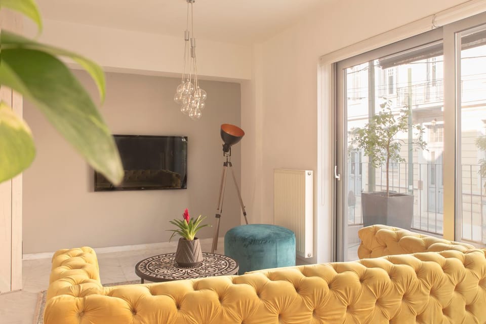 Communal lounge/ TV room, TV and multimedia, Seating area