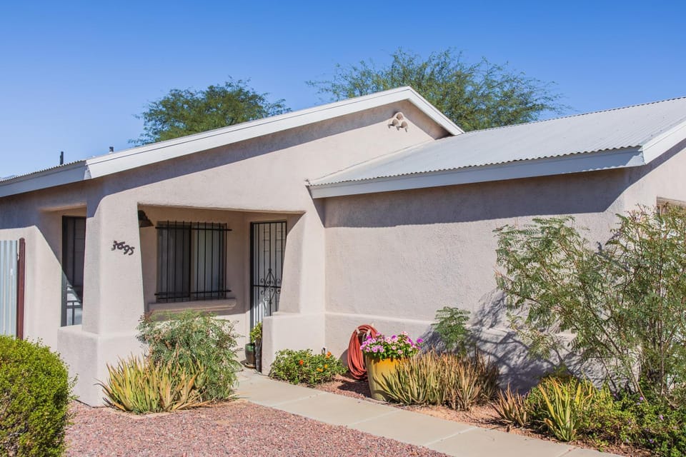 Property building, Garden view