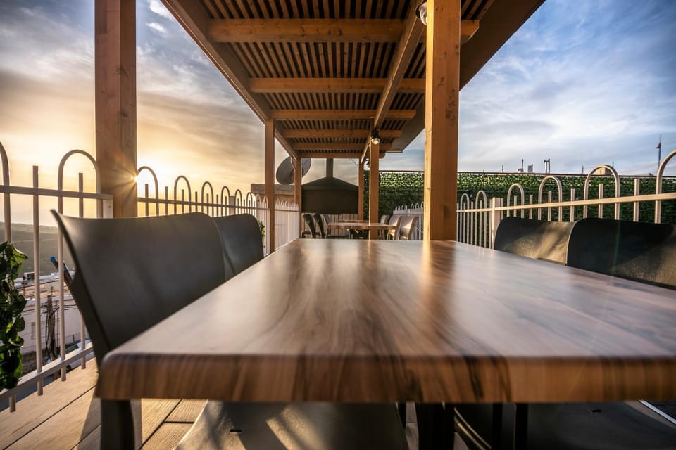 Day, BBQ facilities, View (from property/room), Balcony/Terrace, Balcony/Terrace, Sunset