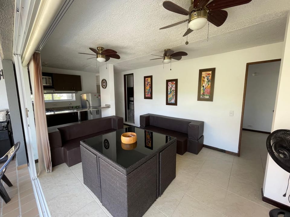 Communal lounge/ TV room, Living room, Dining area
