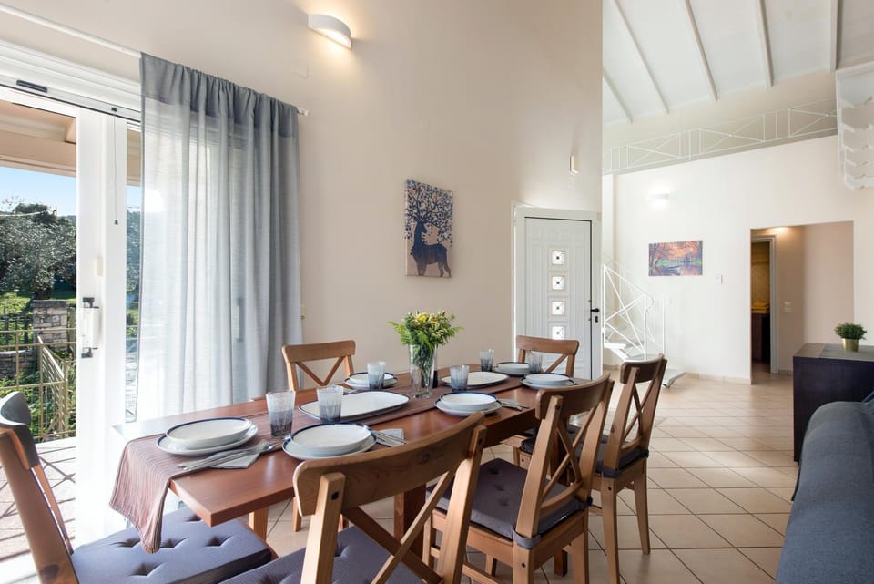 Kassiopi Central House House in Corfu, Greece