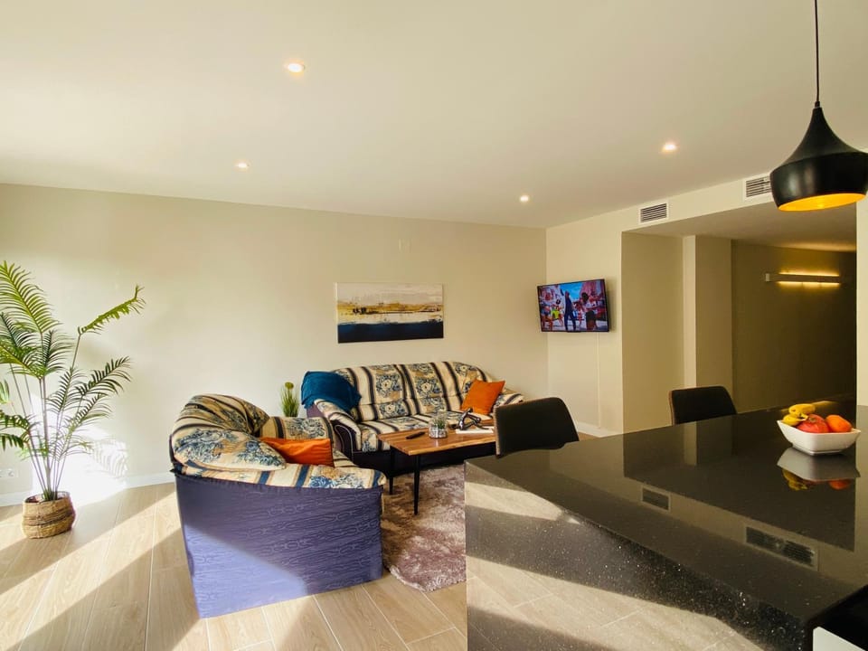TV and multimedia, Balcony/Terrace, Living room, Seating area