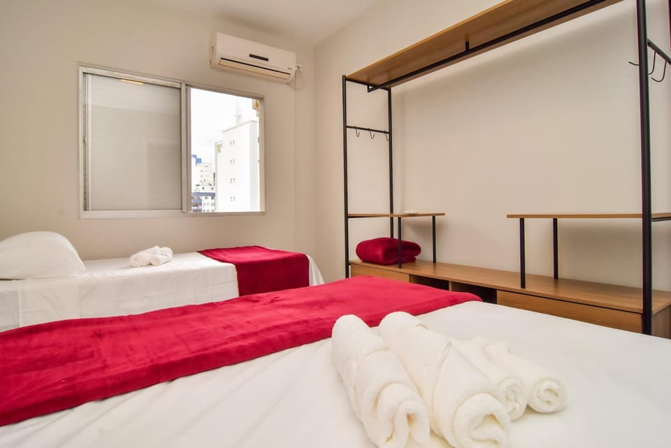Custo Benefício p/ 4 hóspedes na Rua 1000 P1947 Apartment in Camboriú
