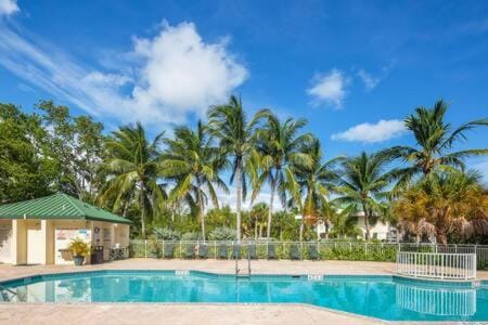 NEW Grenada Suite - Parking Pool & Pets 209 House in Key West