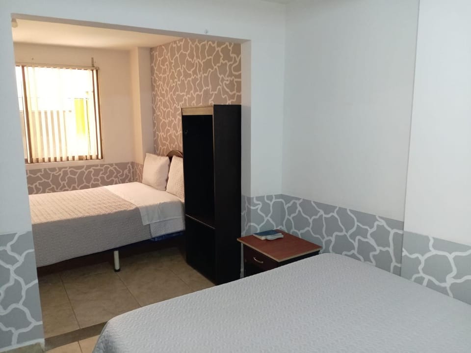 HOTEL DEL PARQUE VELEZ Santander Hotel in Santander, Colombia