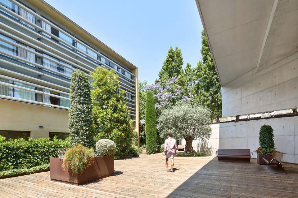 Property building, Garden, Garden view